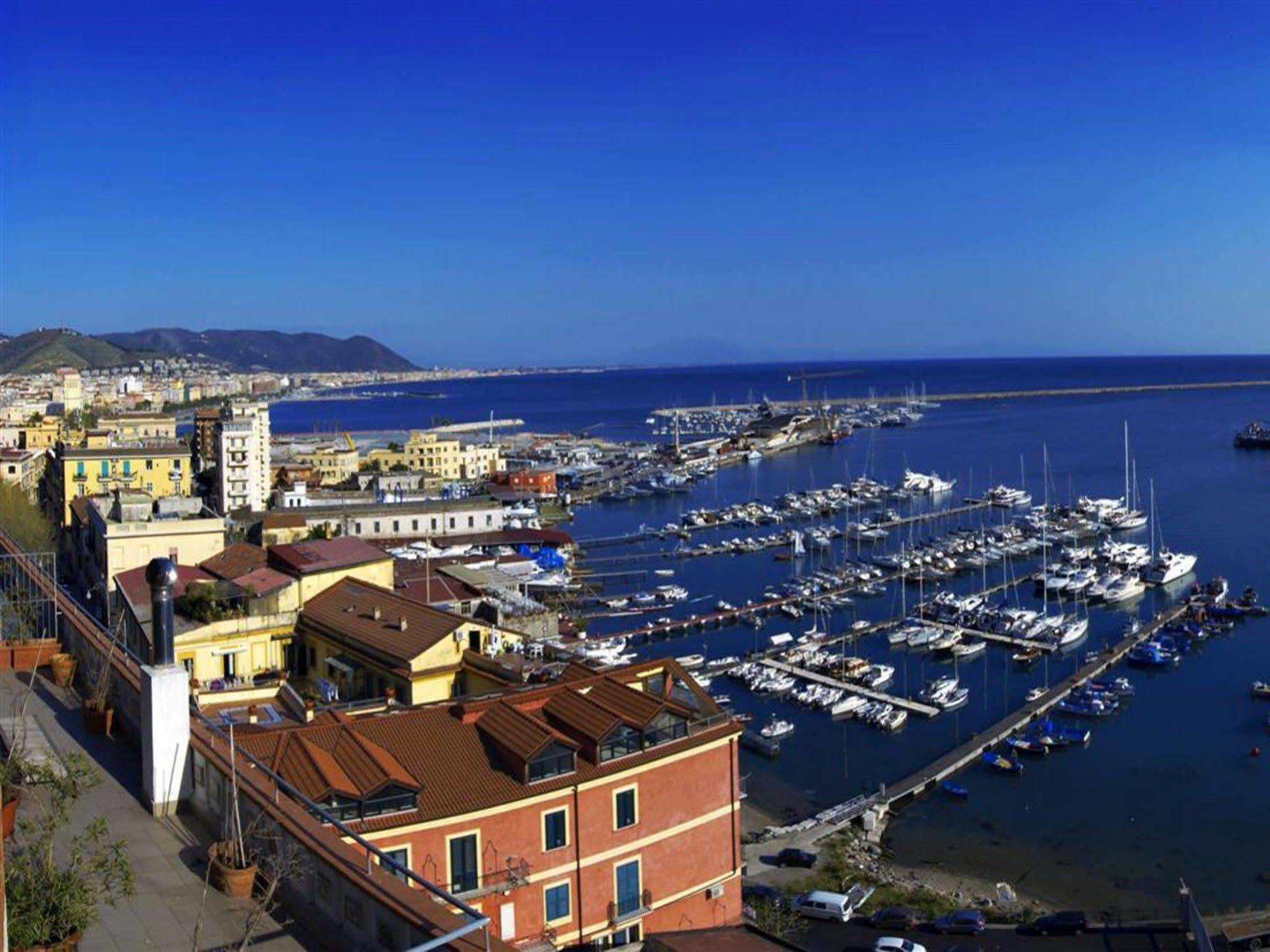 Barone Bed And Breakfast Salerno Exteriér fotografie